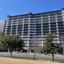 Ｐａｒｋ　Ａｖｅｎｕｅ　Ｅａｓｔ
